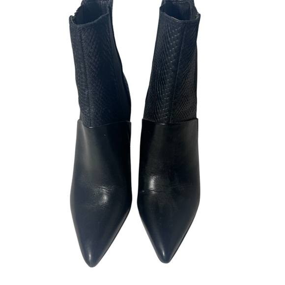 Guess Black Ankle Boots Size 5 1/2 M - Picture 4 of 6